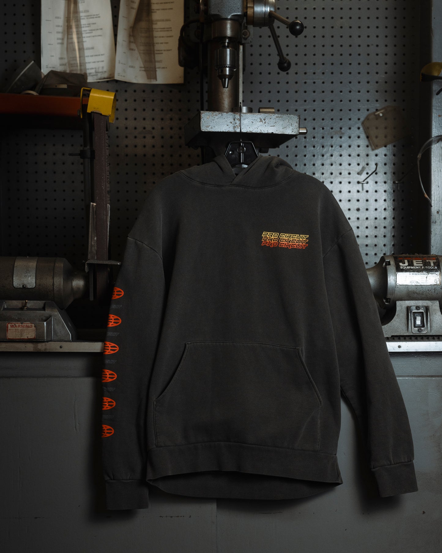 RV PC EXHAUST HOODIE FDBK