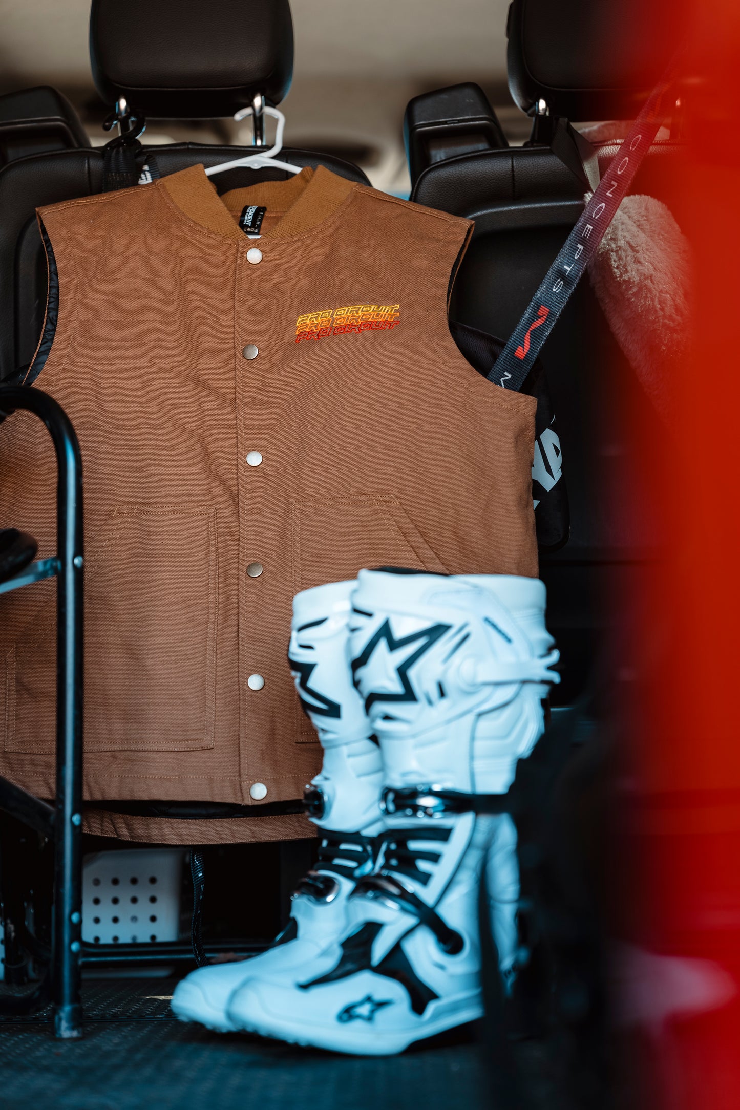 RV PC VEST BRN