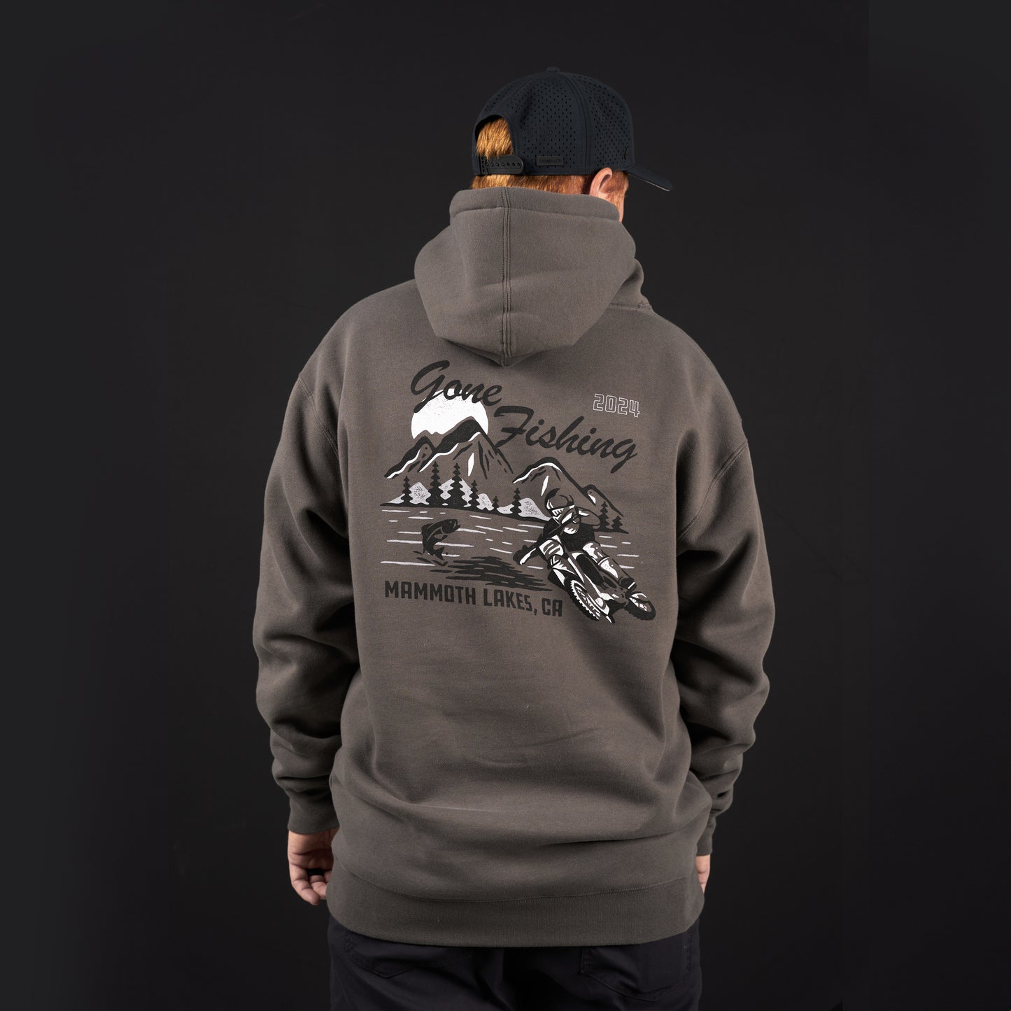 RV2 GONE FISHING HOODIE CHARCOAL